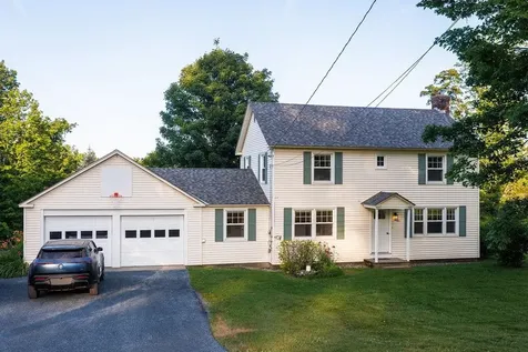 56 Park Laughton Road Dummerston VT 05346