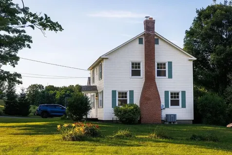 56 Park Laughton Road Dummerston VT 05346