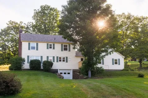 56 Park Laughton Road Dummerston VT 05346