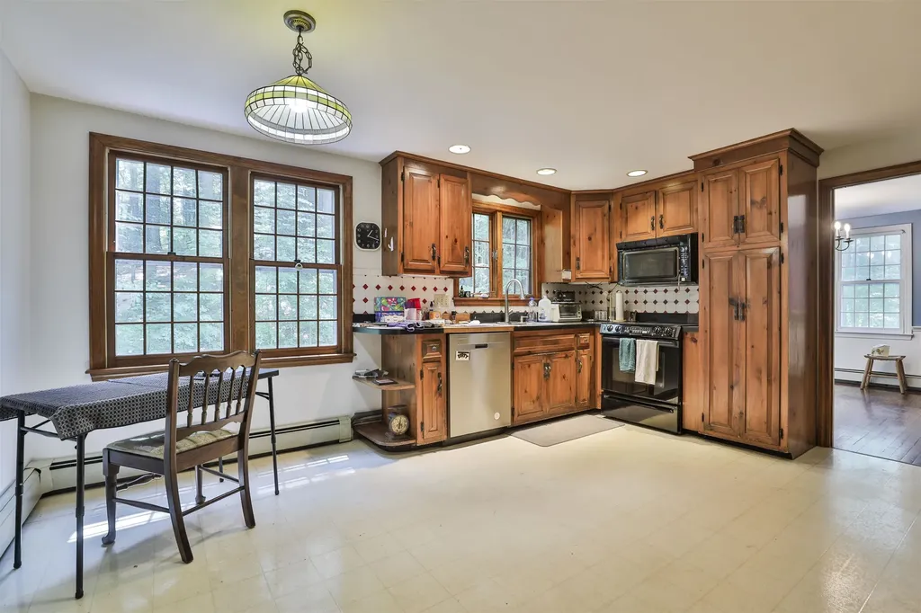 56 Buttonwood Drive Hollis NH 03049