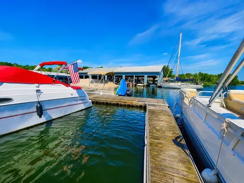 197 Farrants Point Newport City VT 05855