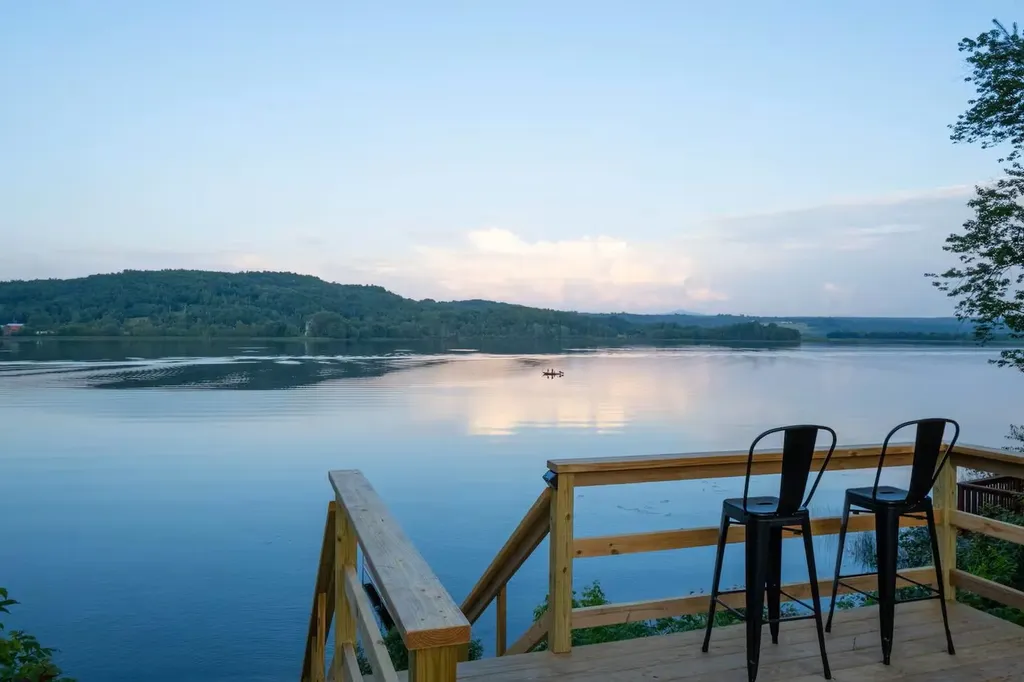 422 Billings Point Newport City VT 05855