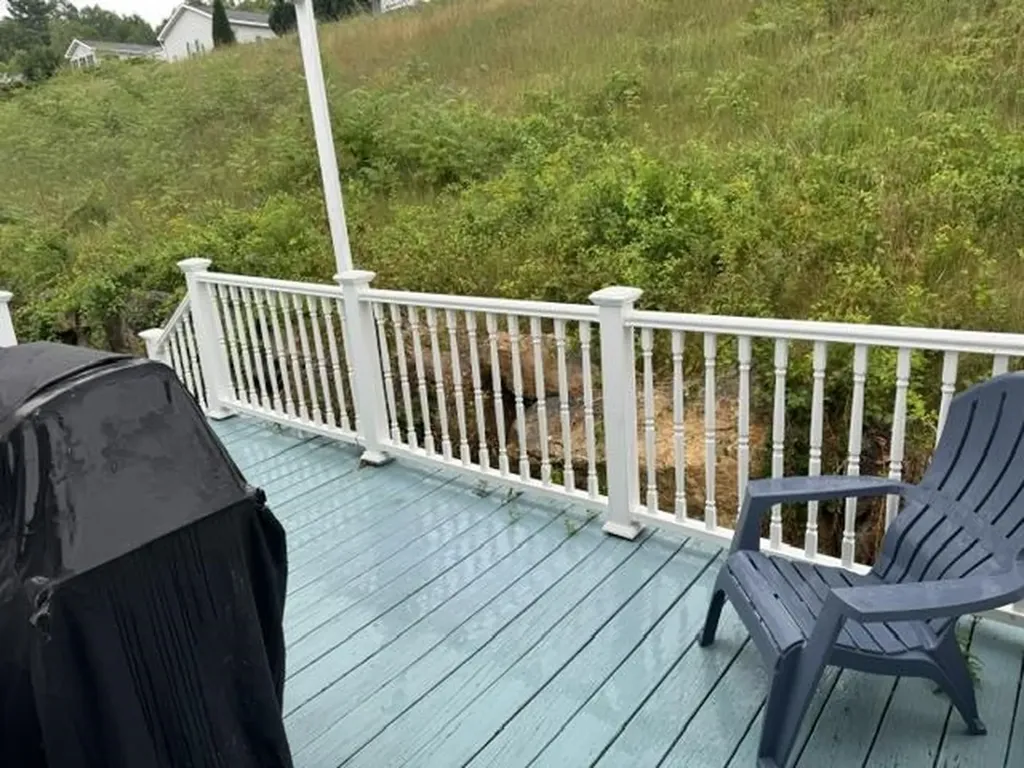 637 Benton Drive Laconia NH 03264