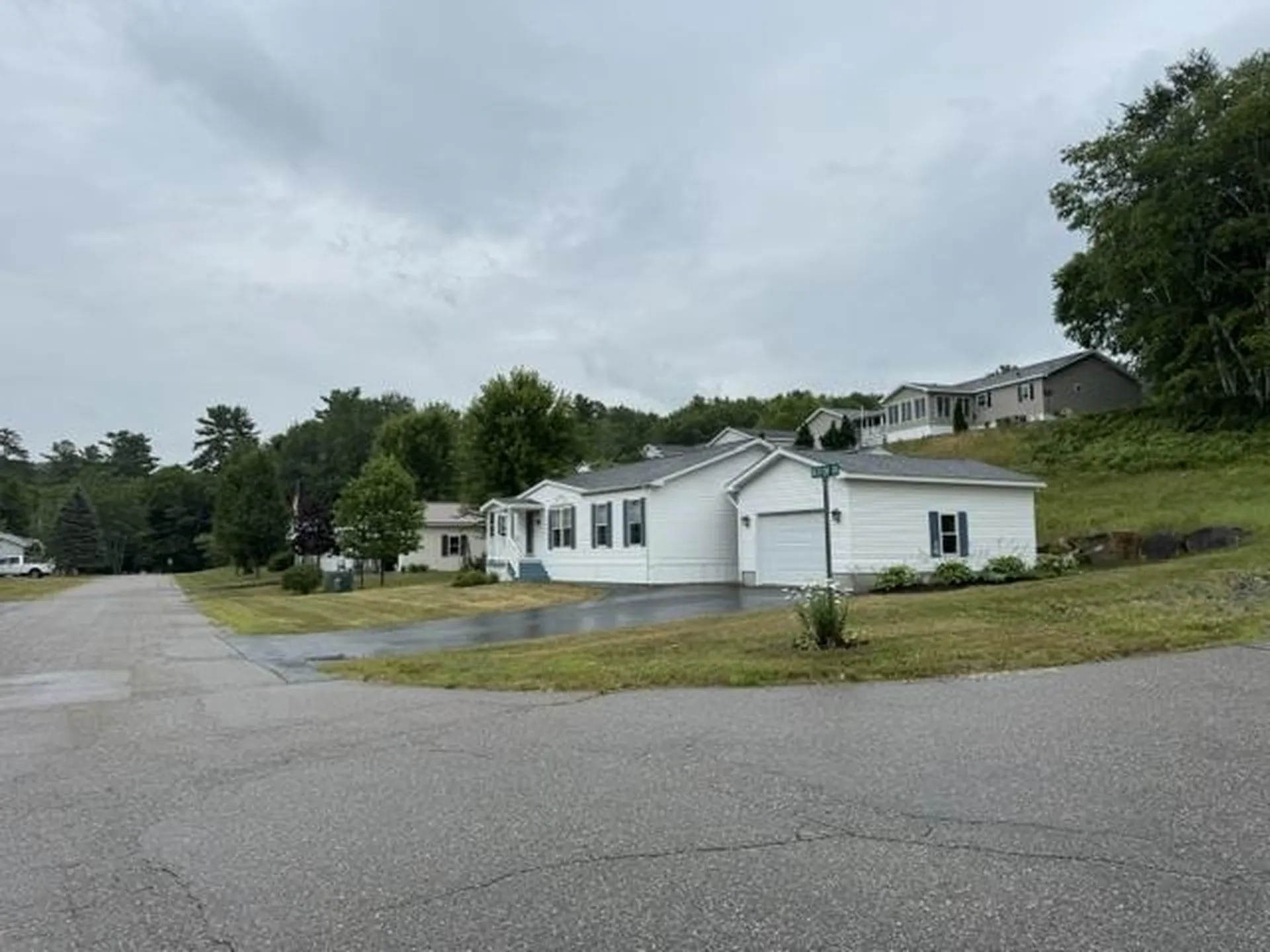 637 Benton Drive Laconia NH 03264