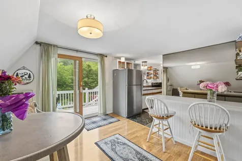 19 North Road North Hampton NH 03862