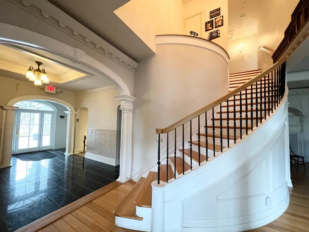 83 Maple Street Morristown VT 05661