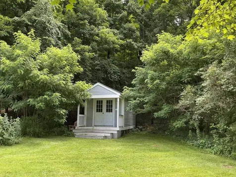 83 Maple Street Morristown VT 05661