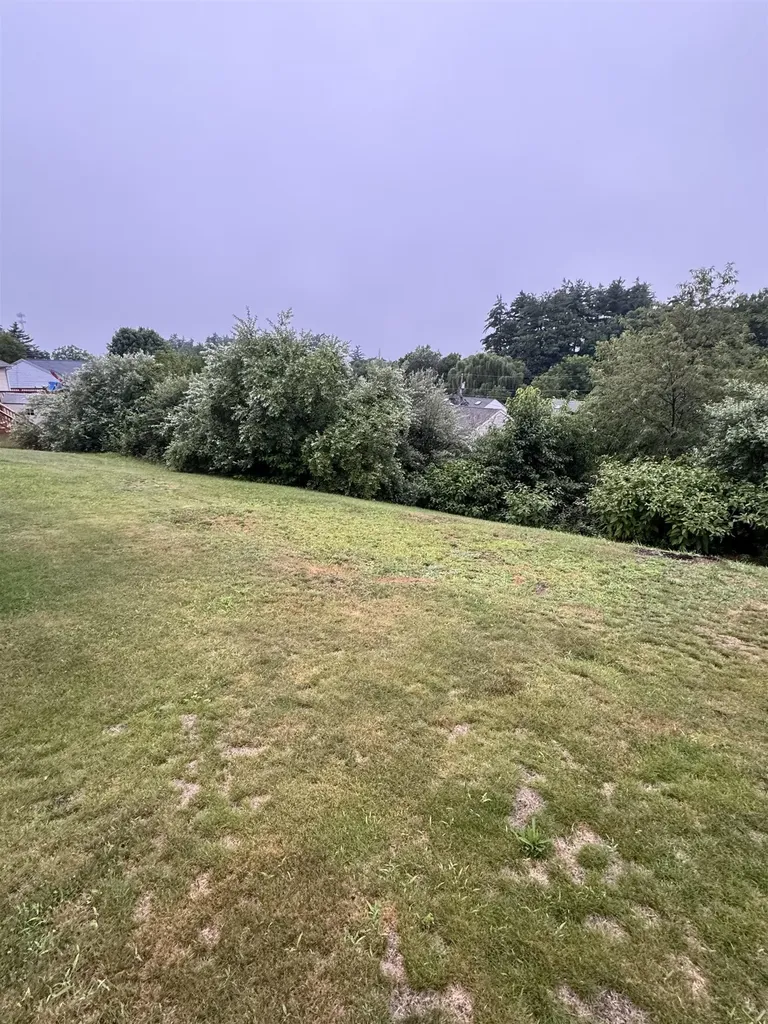 72 Derryfield Road Derry NH 03038
