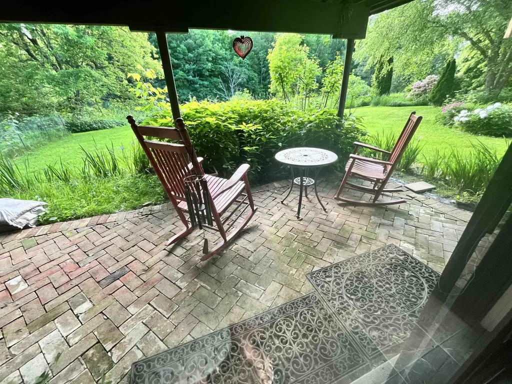 5 Lexington Green South Burlington VT 05403