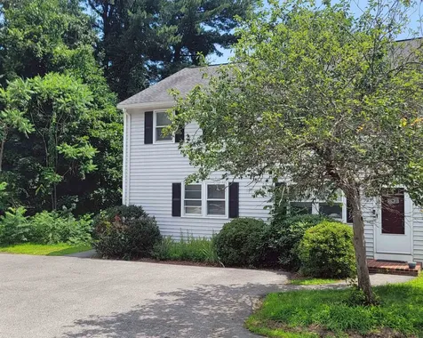 286 Winding Pond Road Londonderry NH 03053