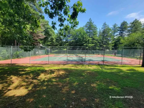 286 Winding Pond Road Londonderry NH 03053