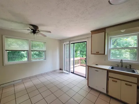 286 Winding Pond Road Londonderry NH 03053