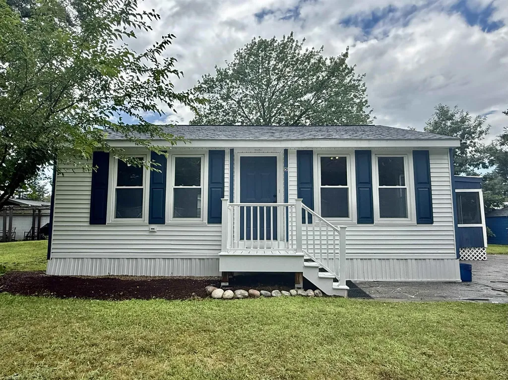 5 Nottingwood Lane Merrimack NH 03054
