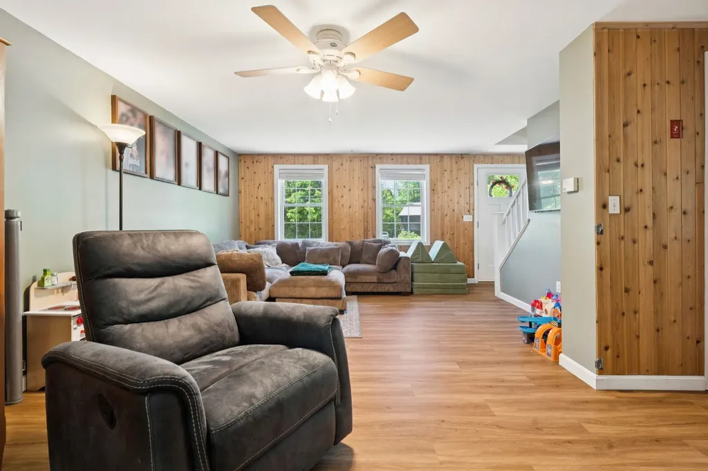 170 Jefferson Drive Hillsborough NH 03244