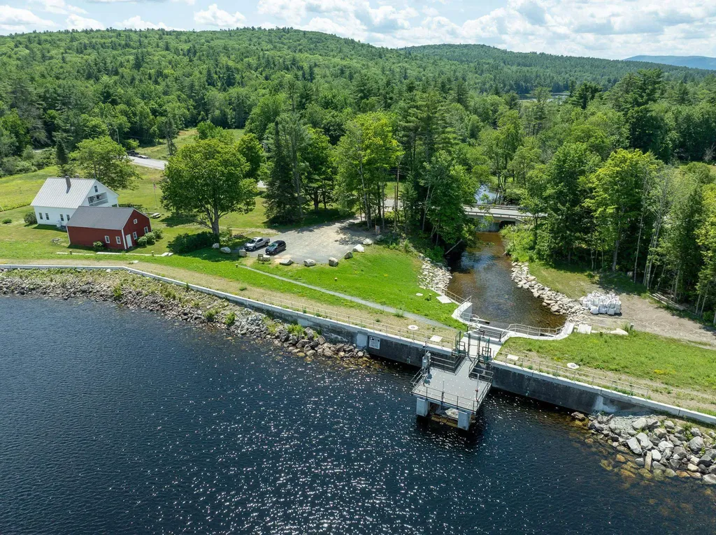 49 West Shore Road Canaan NH 03741