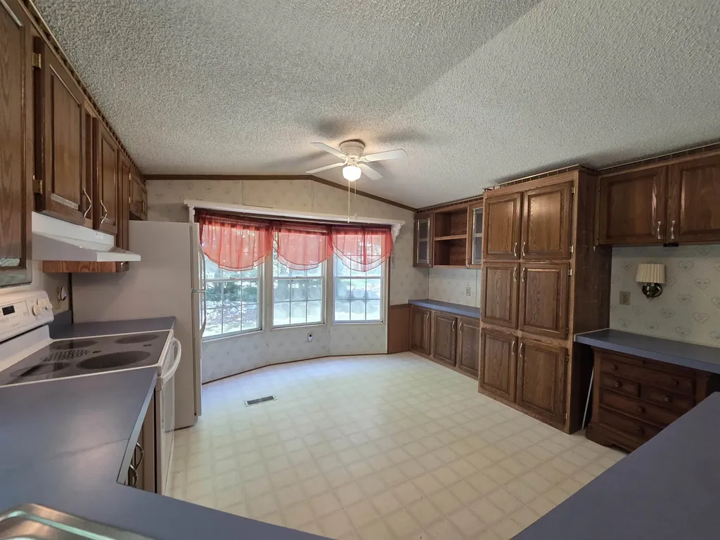 49 West Shore Road Canaan NH 03741