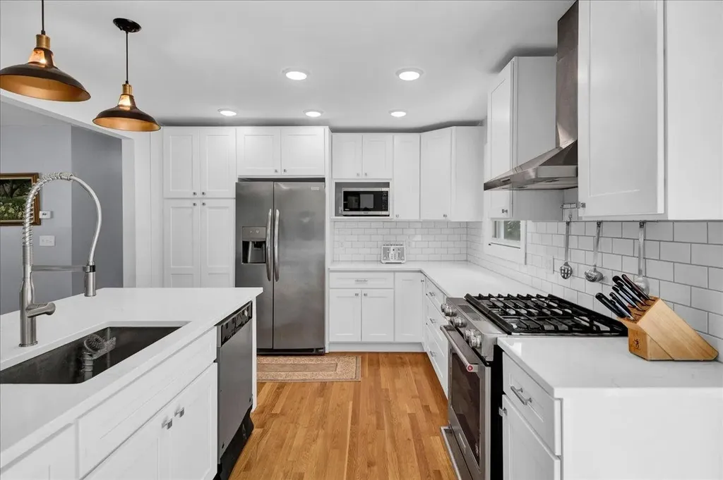 8 Deborah Drive South Burlington VT 05403