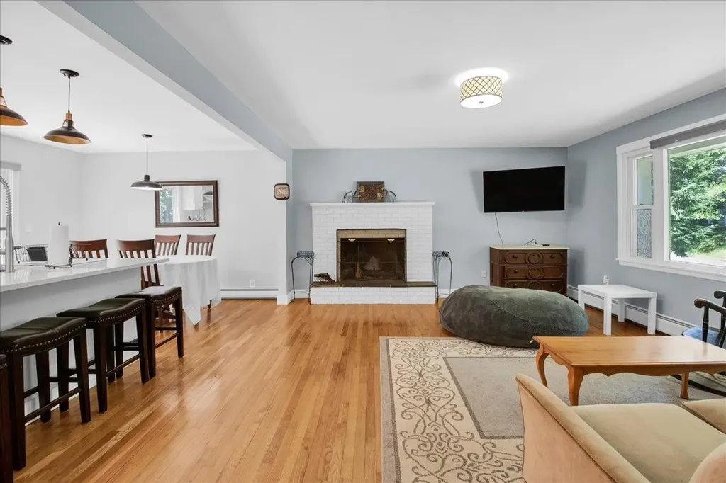 8 Deborah Drive South Burlington VT 05403