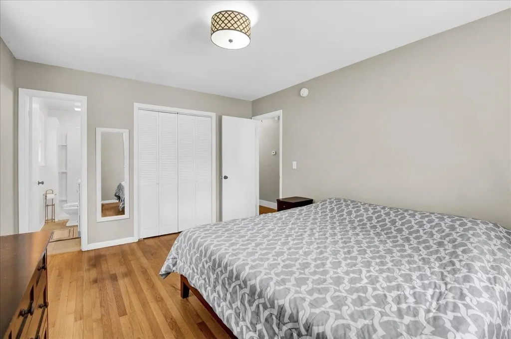 8 Deborah Drive South Burlington VT 05403