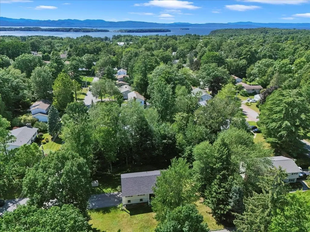 8 Deborah Drive South Burlington VT 05403