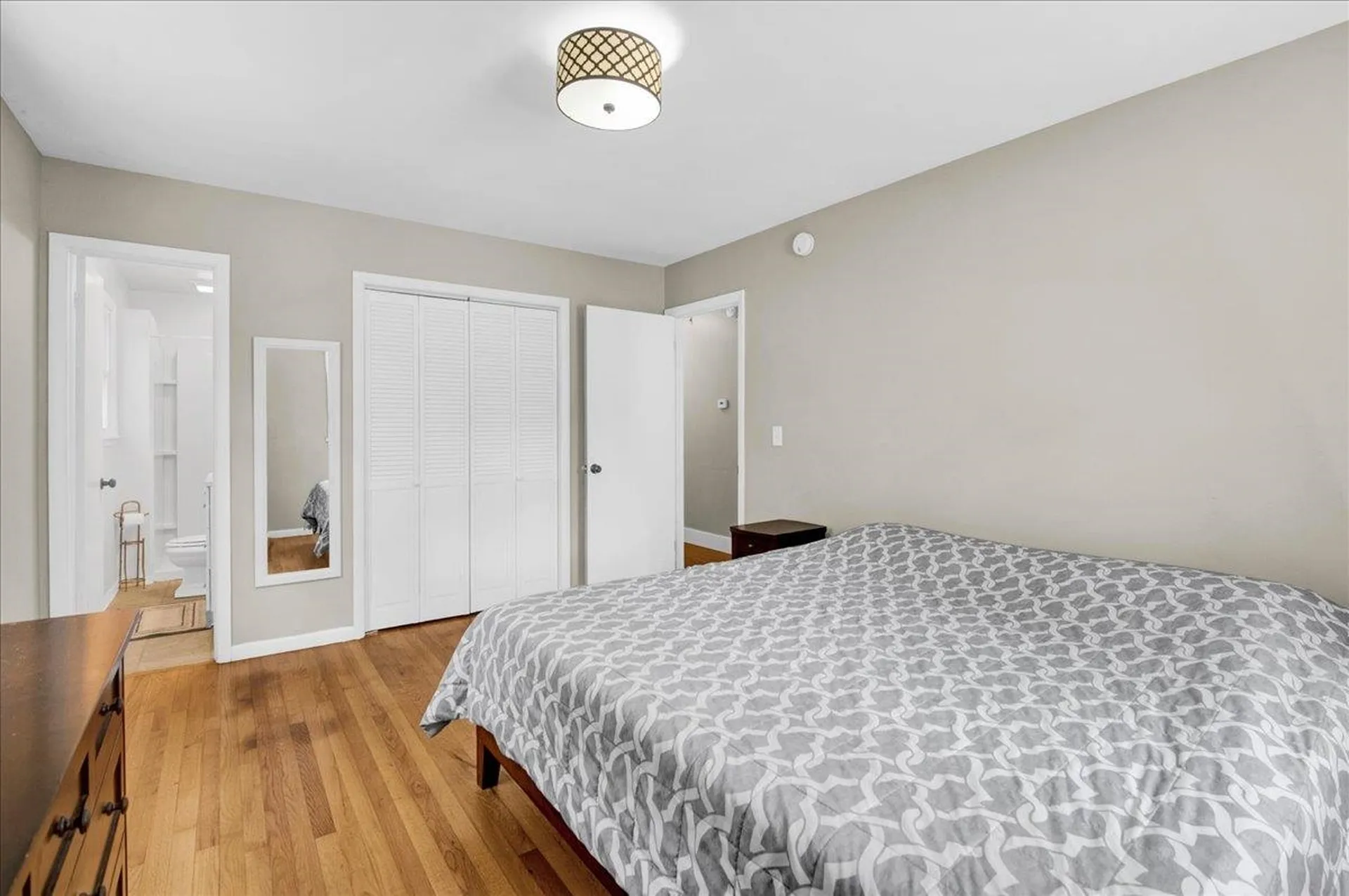 8 Deborah Drive South Burlington VT 05403