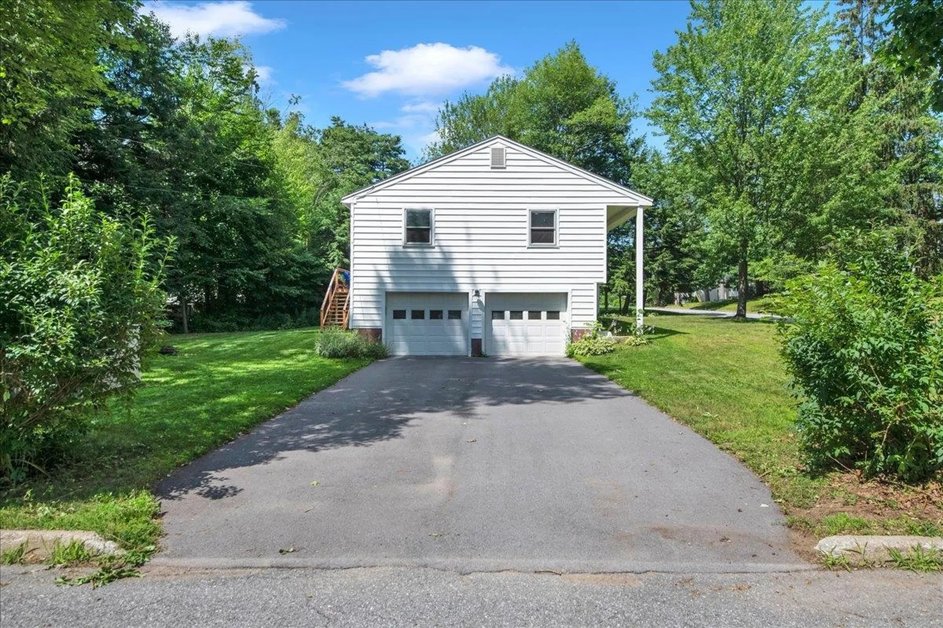 8 Deborah Drive South Burlington VT 05403