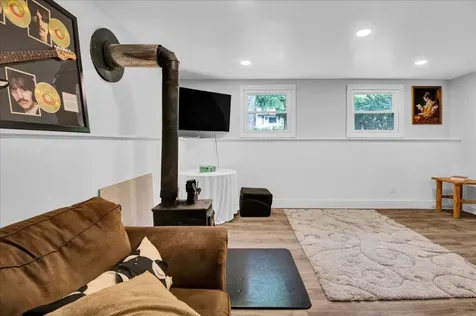 8 Deborah Drive South Burlington VT 05403