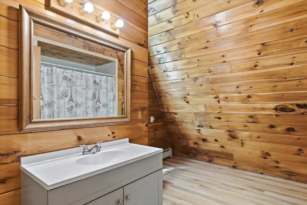 4940 Holland Pond Road Holland VT 05830