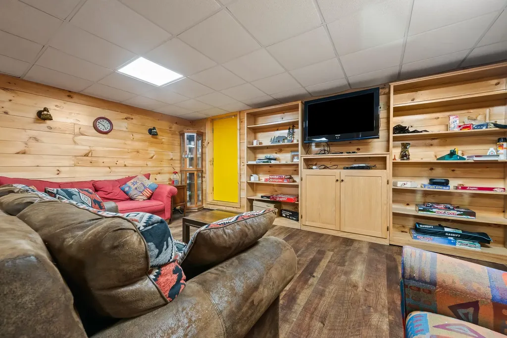 34 Charles Road Conway NH 03813