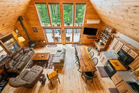 34 Charles Road Conway NH 03813