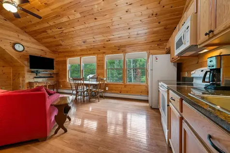 34 Charles Road Conway NH 03813