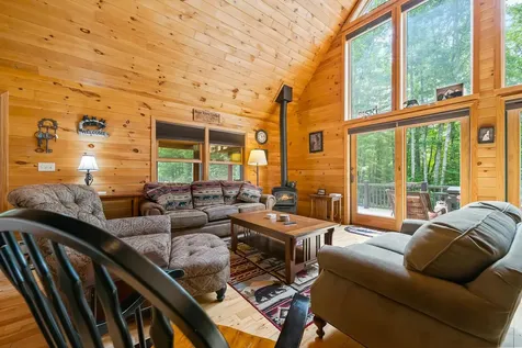 34 Charles Road Conway NH 03813