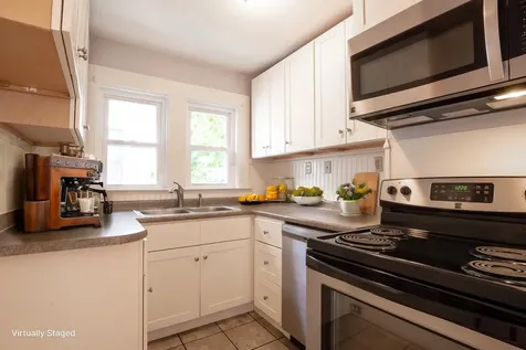 195 Sagamore Street Manchester NH 03104