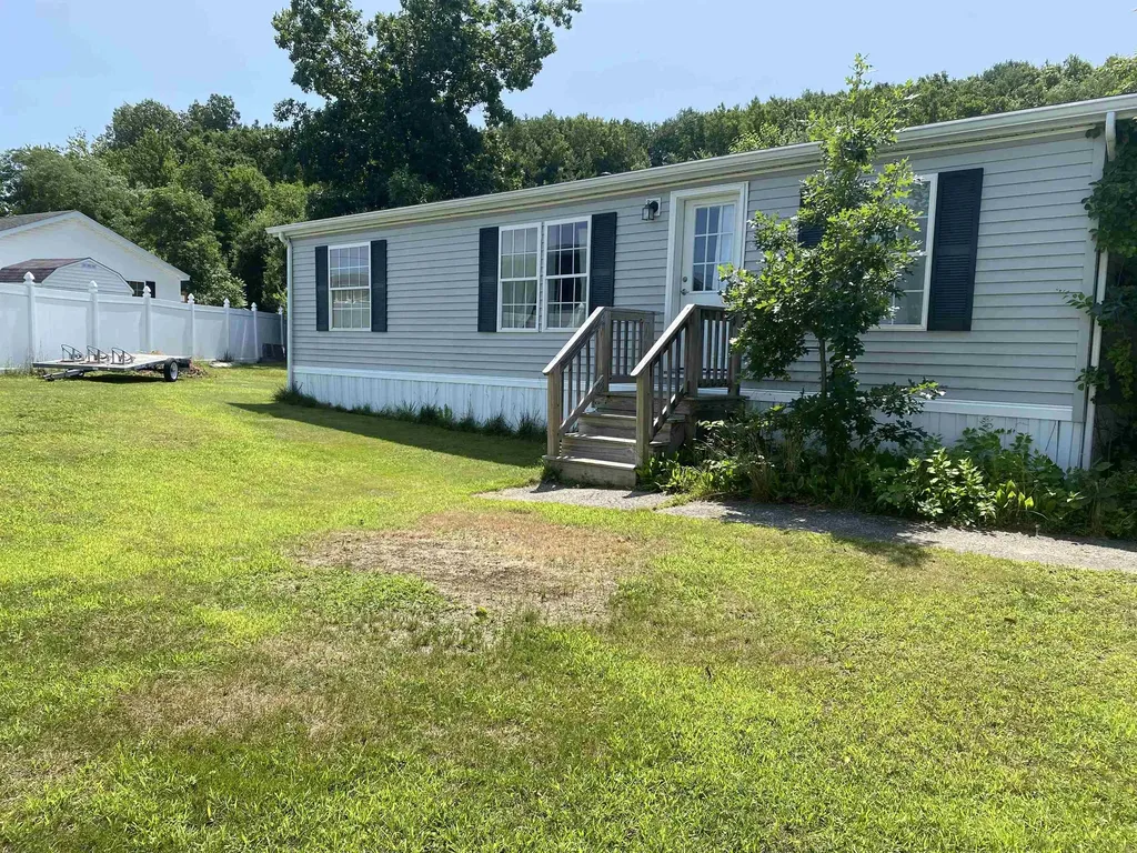53 Coral Lane Seabrook NH 03874