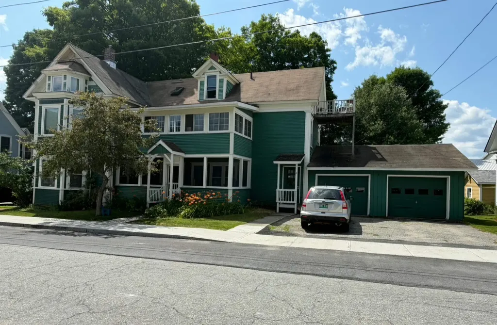 46 Court Street Morristown VT 05661