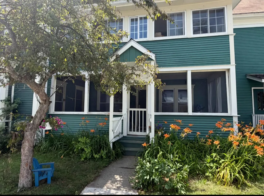 46 Court Street Morristown VT 05661