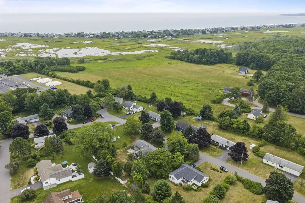 95 Gendron Drive Wells ME 04090