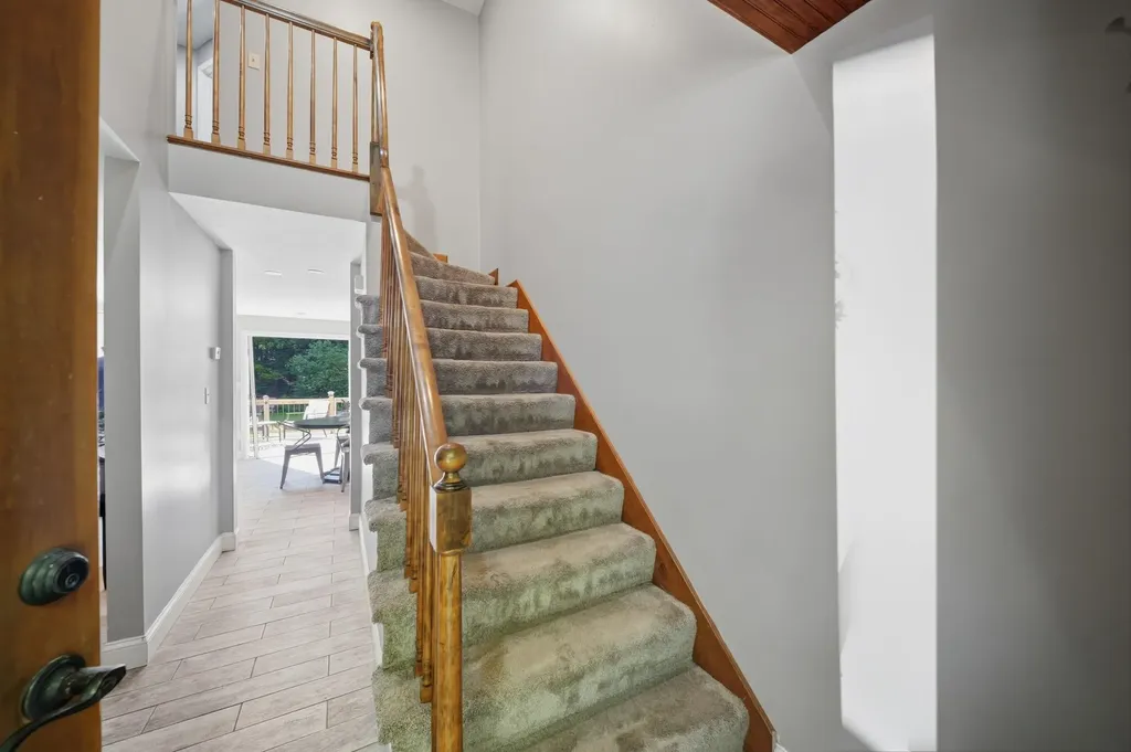 21 Stoney Brook Road Bow NH 03304