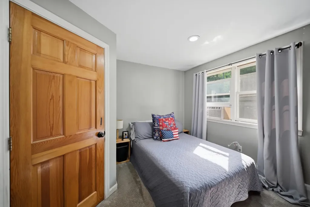21 Stoney Brook Road Bow NH 03304