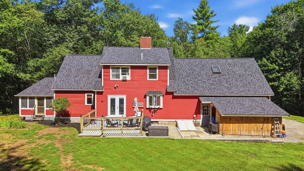 21 Stoney Brook Road Bow NH 03304
