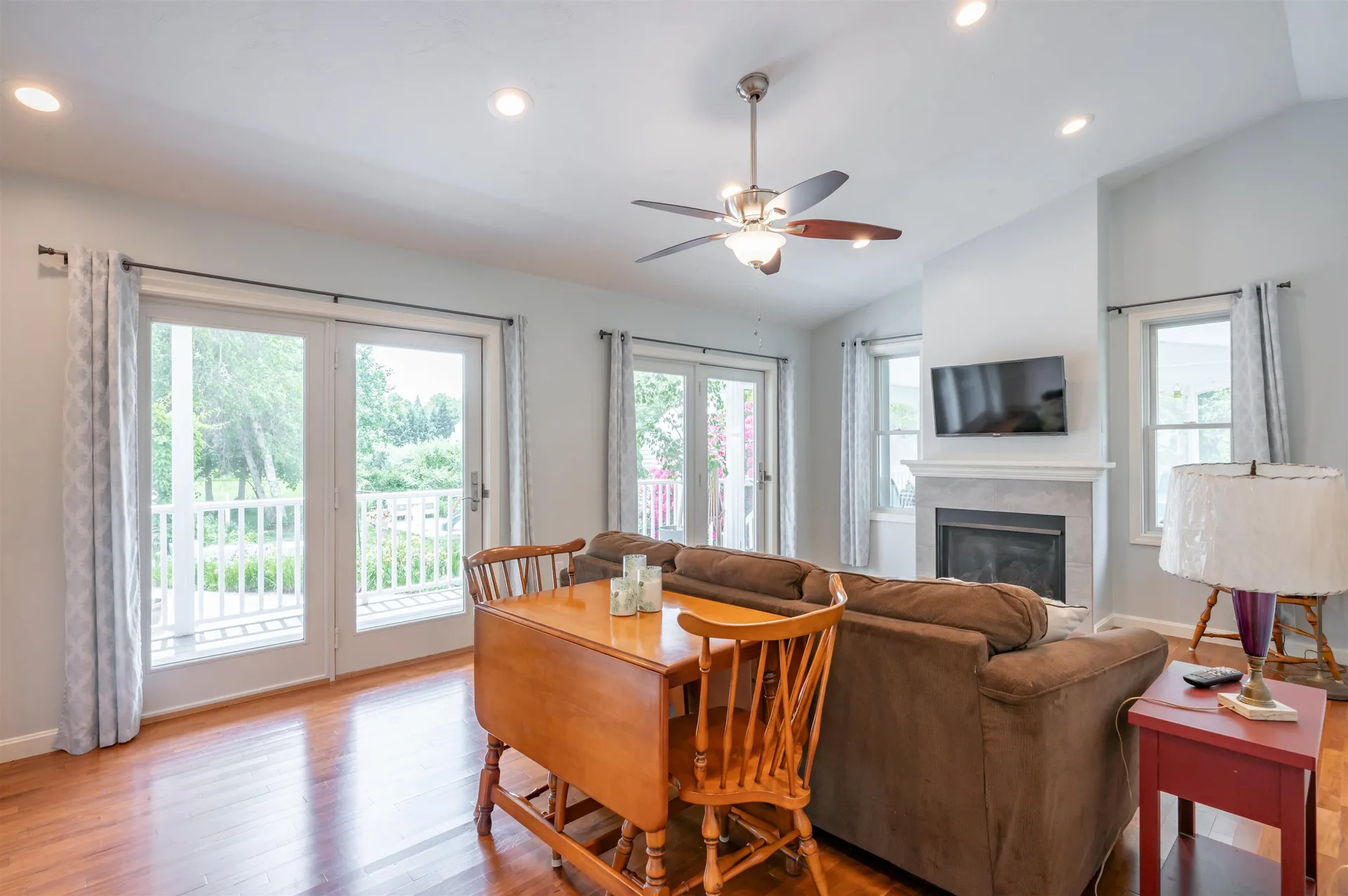 7 Longview Circle Pelham NH 03076