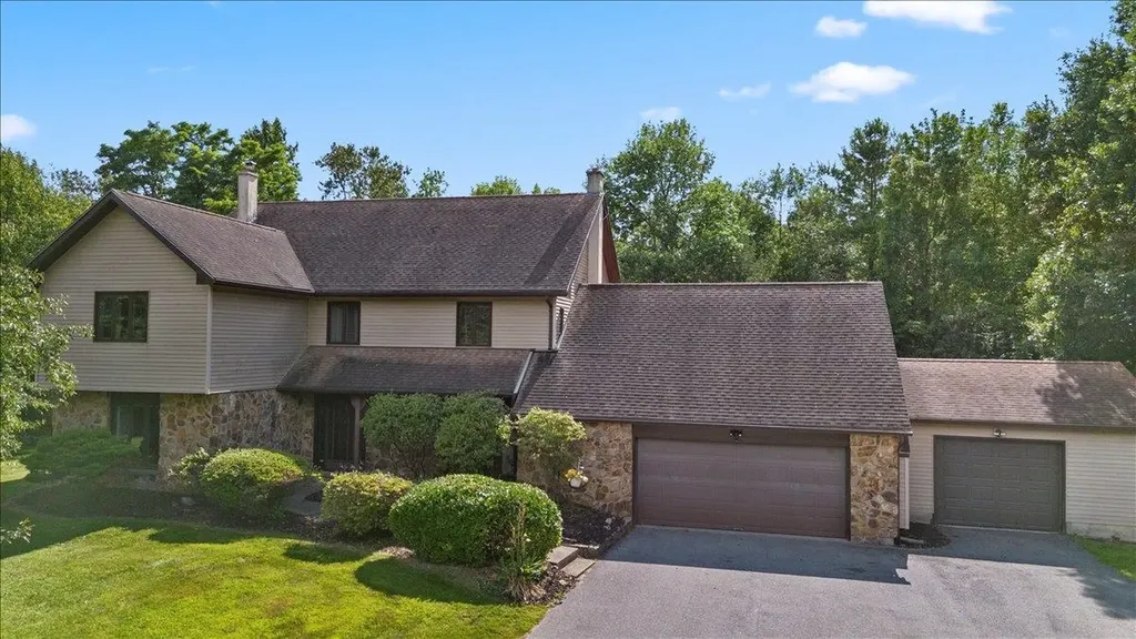 230 Pine Meadow Drive Colchester VT 05446