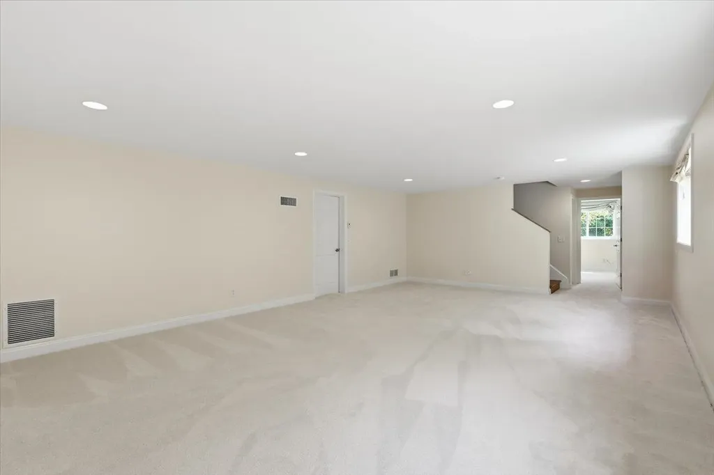 192 South Pointe Drive South Burlington VT 05403