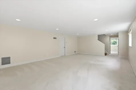 192 South Pointe Drive South Burlington VT 05403