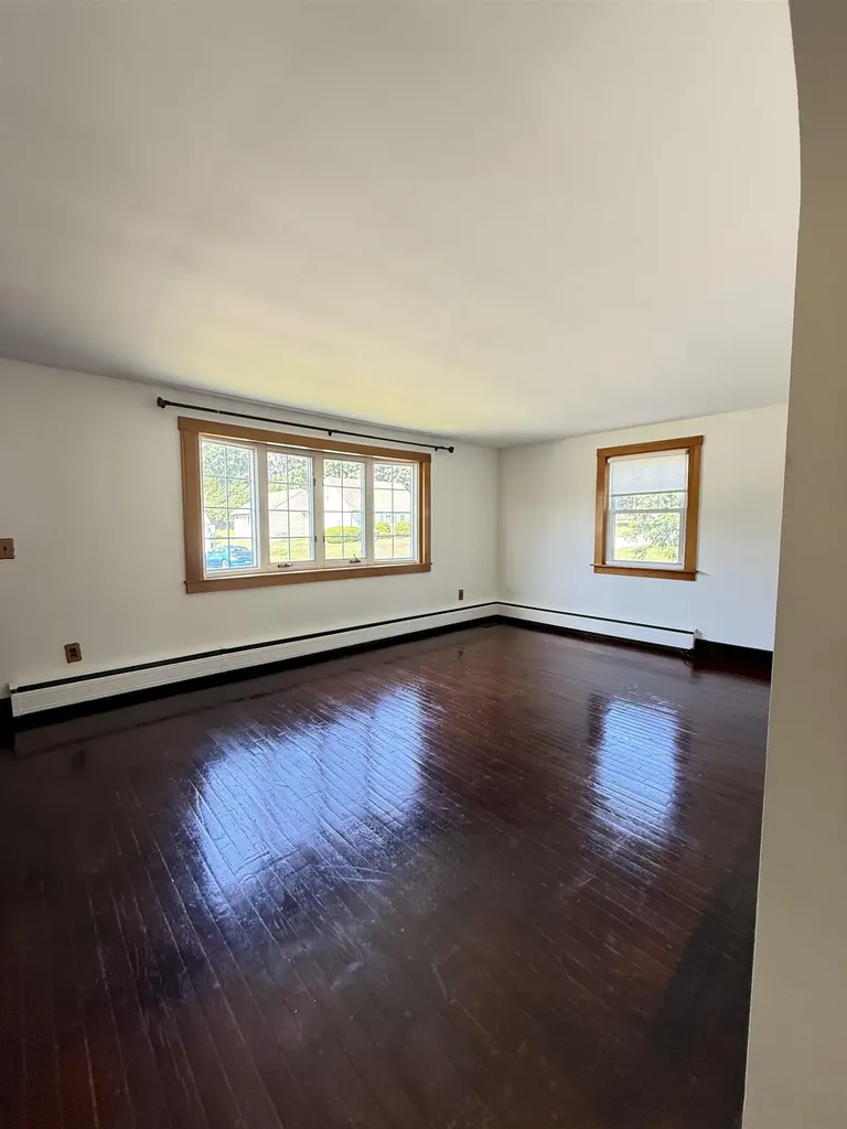 8 Lowell Avenue Dover NH 03820