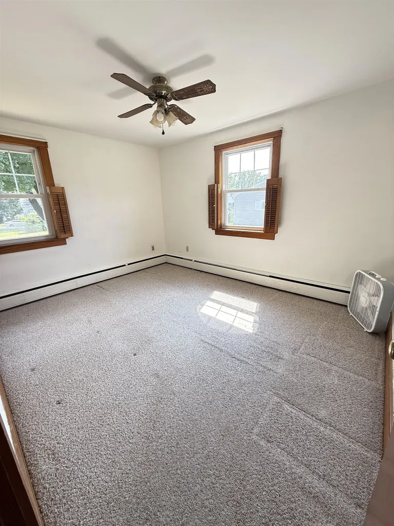 8 Lowell Avenue Dover NH 03820