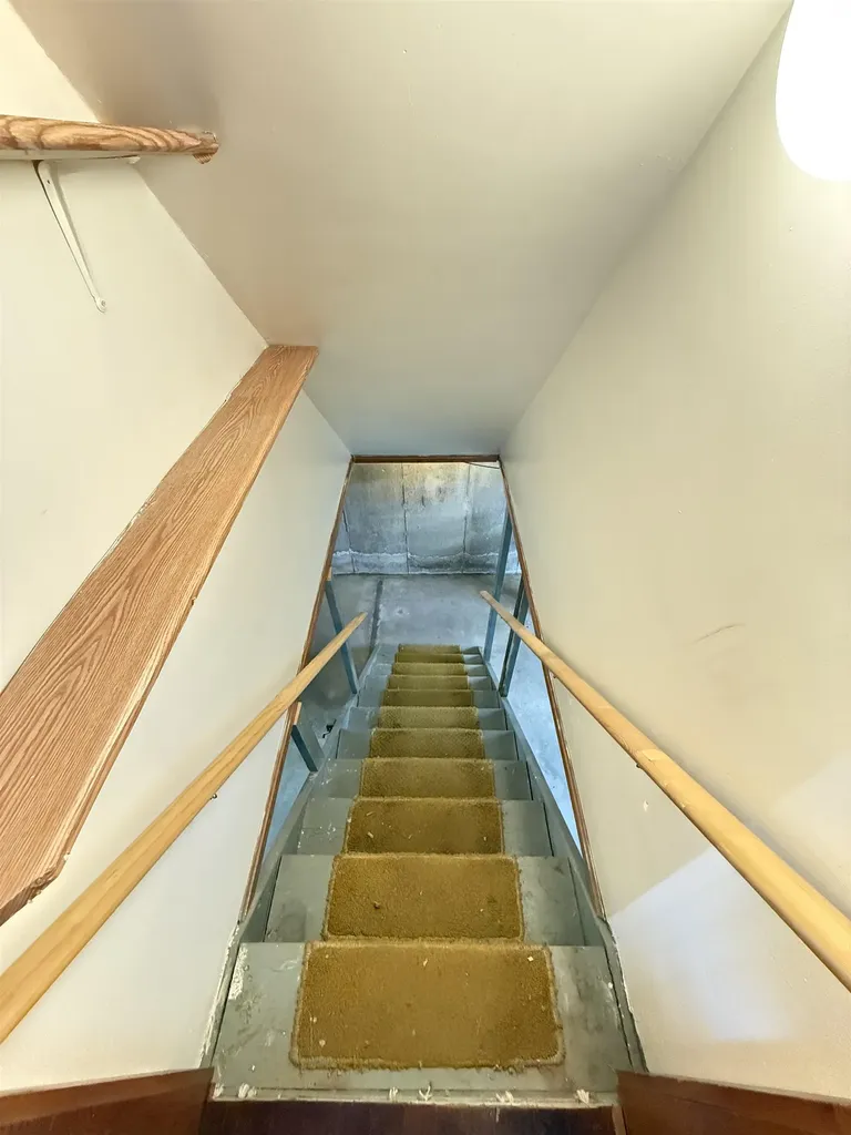 8 Lowell Avenue Dover NH 03820