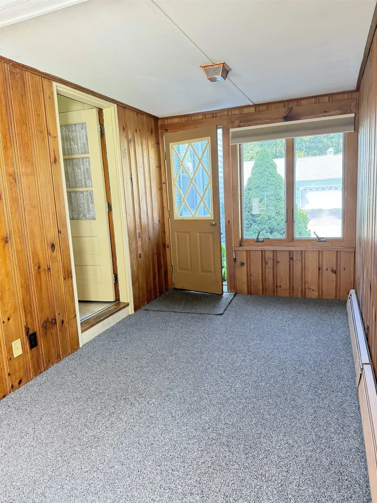 8 Lowell Avenue Dover NH 03820