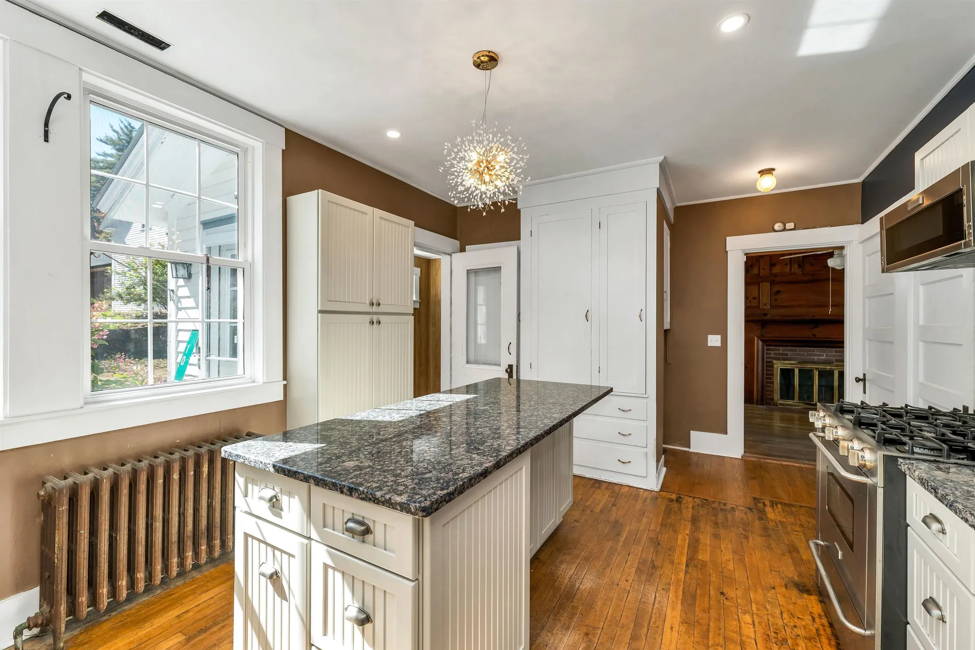 10 Mountain Road Tamworth NH 03883