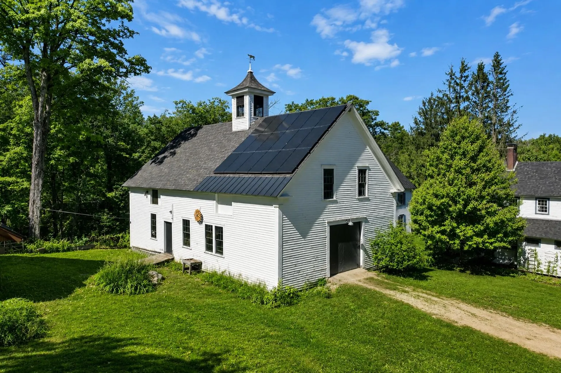 10 Mountain Road Tamworth NH 03883